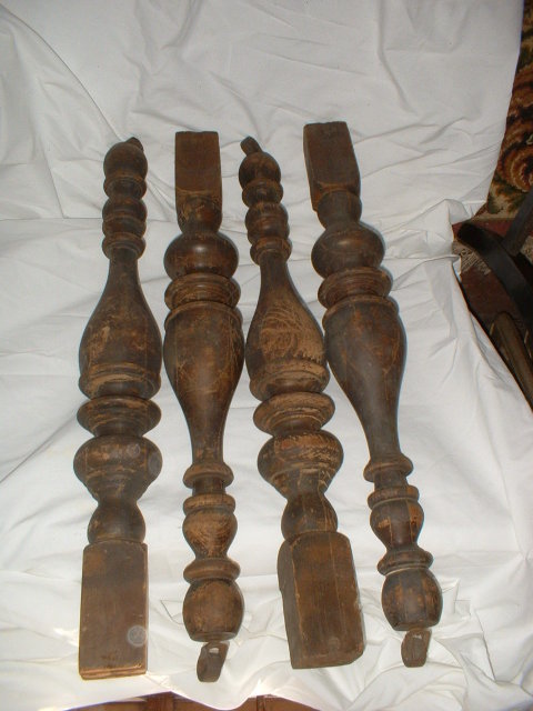 A Set of 4 Turned Table Legs (Vintage)