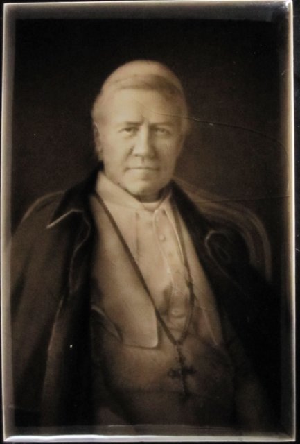 Antique English Portrait Tile -- Pope Pius X