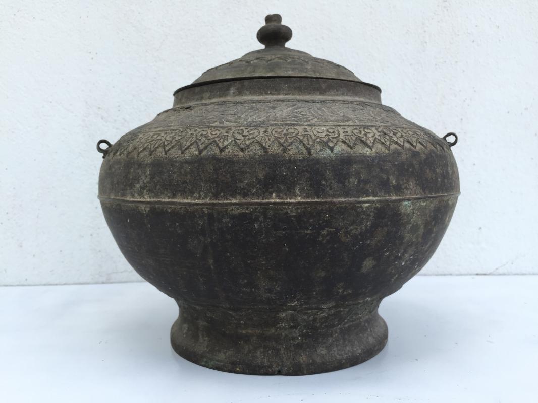ANTIQUE SULANG CONTAINER Brass Box Jar Bowl BRASS POT Dayak Metalware Heirloom