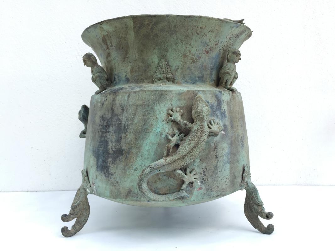 #3 GIANT BRASS BASIN Underwater Discovery Indonesia Crocodile & Ancestral Figure