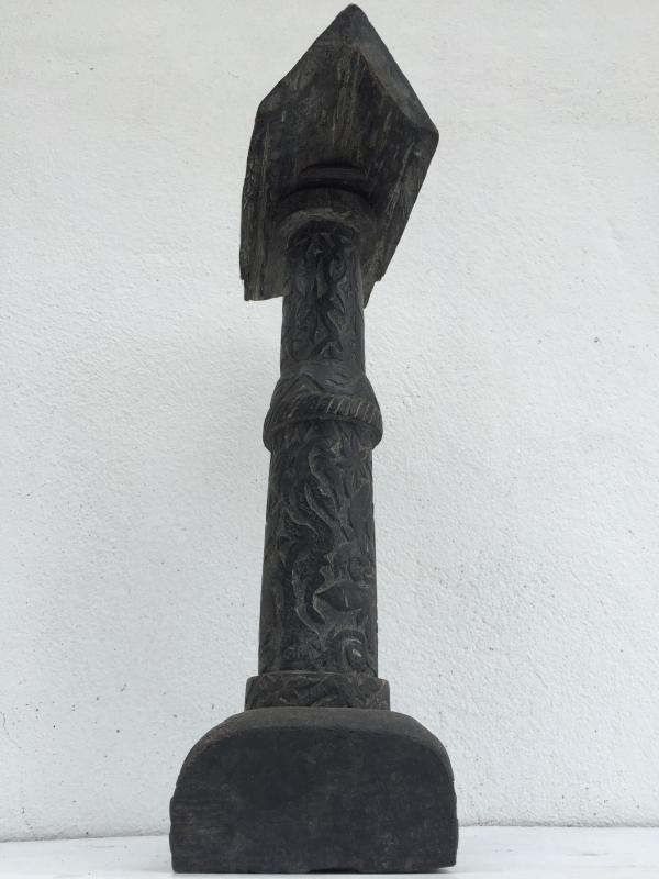 BORNEO TOTEM BURIAL 465mm/18.3