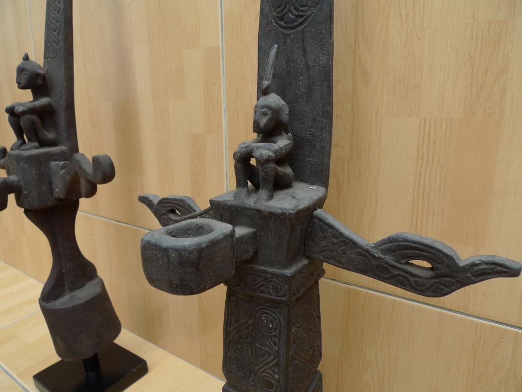 LETI ALTAR 680mm (ONE PAIR) WORSHIP ANCESTRAL STATUE GOD Artifact Sculpture Bali