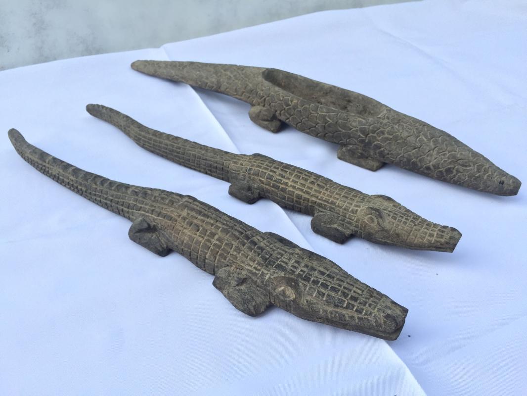 WORM TONGUE ANTEATER & CROCODILE STATUE Spiritual Guardian Animal Sculpture Art