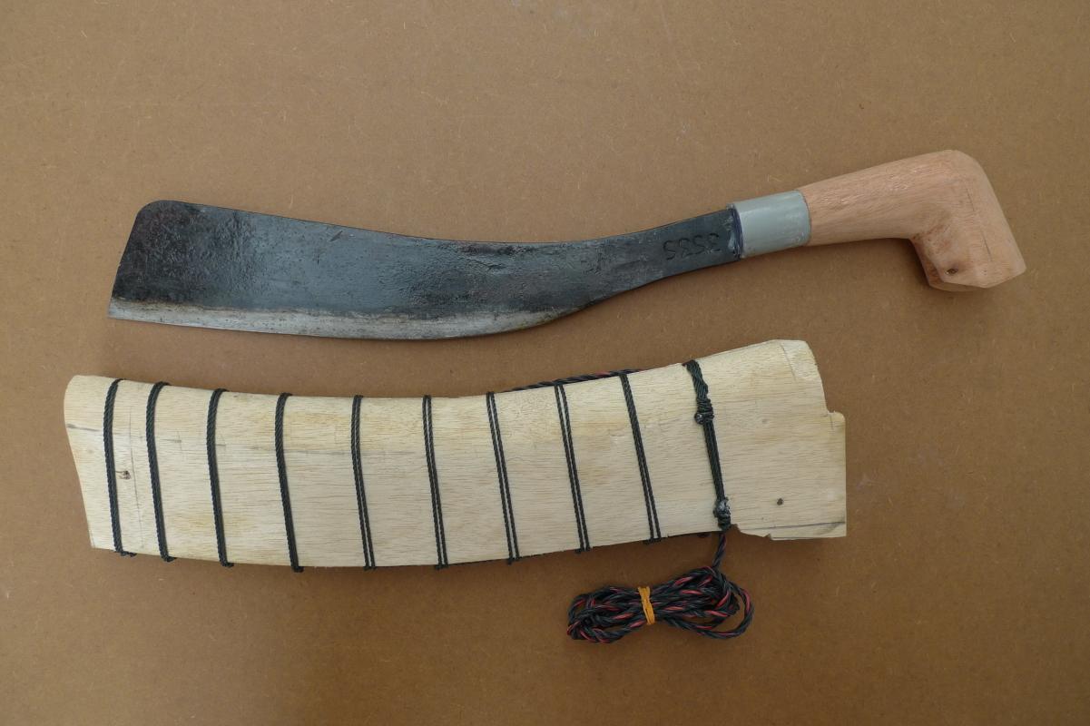 BEST SELLER MACHETE 12inch Blade BRAND NEW Jungle Gardening Parang Sword Knife