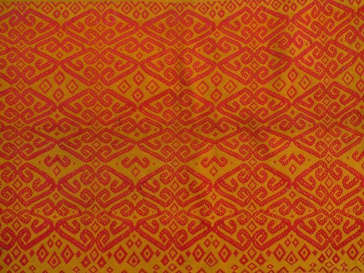 ANTIQUE SKIRT SUNGKIT DAYAK Confronting Scorpion SARONG HANDMADE OLD DRESS #267