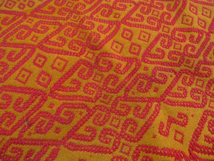 ANTIQUE SKIRT SUNGKIT DAYAK Confronting Scorpion SARONG HANDMADE OLD DRESS #267