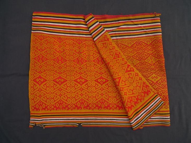 ANTIQUE SKIRT SUNGKIT DAYAK Confronting Scorpion SARONG HANDMADE OLD DRESS #267