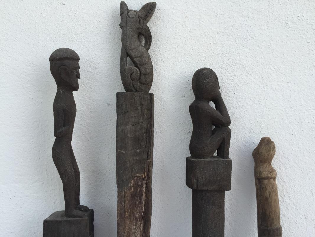 4 ANTIQUE AUTHENTIC 610-790mm GUARDIAN POLE Dayak Eroded Statue Primitive Figure