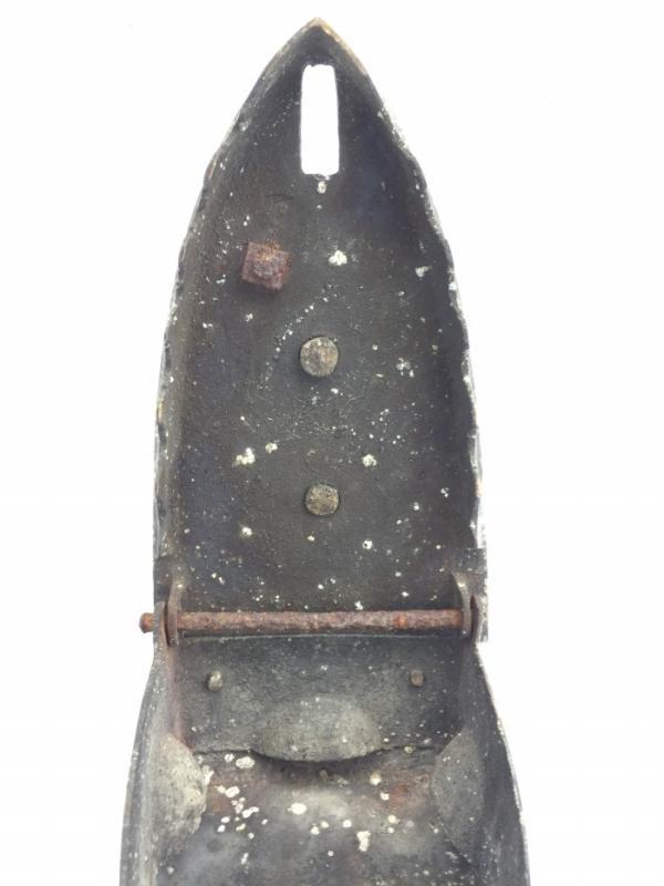 ANTIQUE VINTAGE 175mm IRON Shirt T-shirt Ironing Brass Bronze Old School Tool