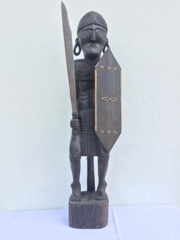 GIANT STATUE 930mm DAYAK WARRIOR Sculpture Artifact Image Icon Borneo Headhunter