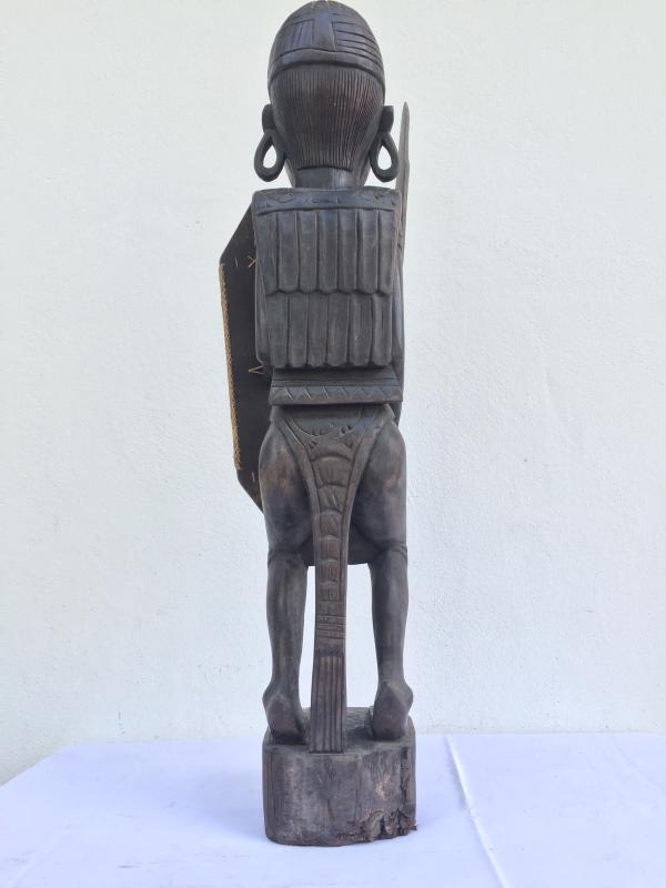 GIANT STATUE 930mm DAYAK WARRIOR Sculpture Artifact Image Icon Borneo Headhunter