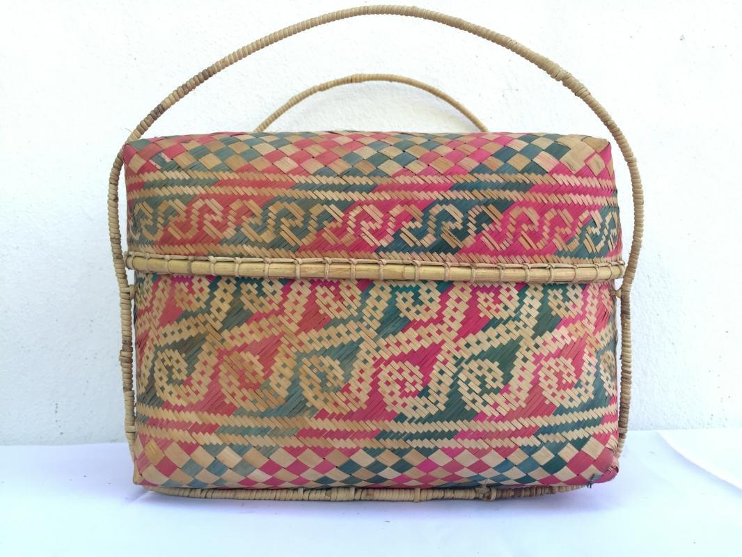 TRADITIONAL DAYAK HANDBAG BAG Weaving Woven Weave From Natural Rattan TREE SKIN