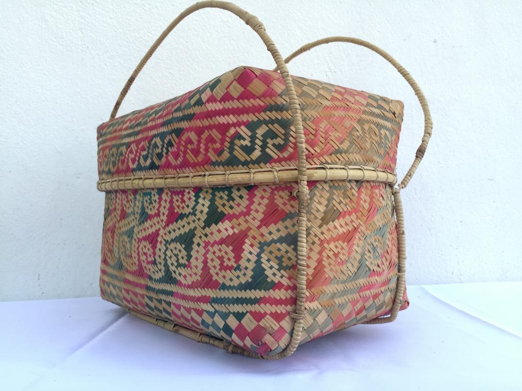 TRADITIONAL DAYAK HANDBAG BAG Weaving Woven Weave From Natural Rattan TREE SKIN