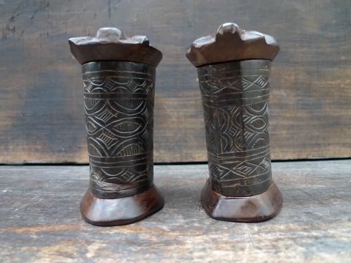 CATTLE HORN One Pair 120mm TORAJA JEWELRY BOX CONTAINER Ancestral Figure Statue
