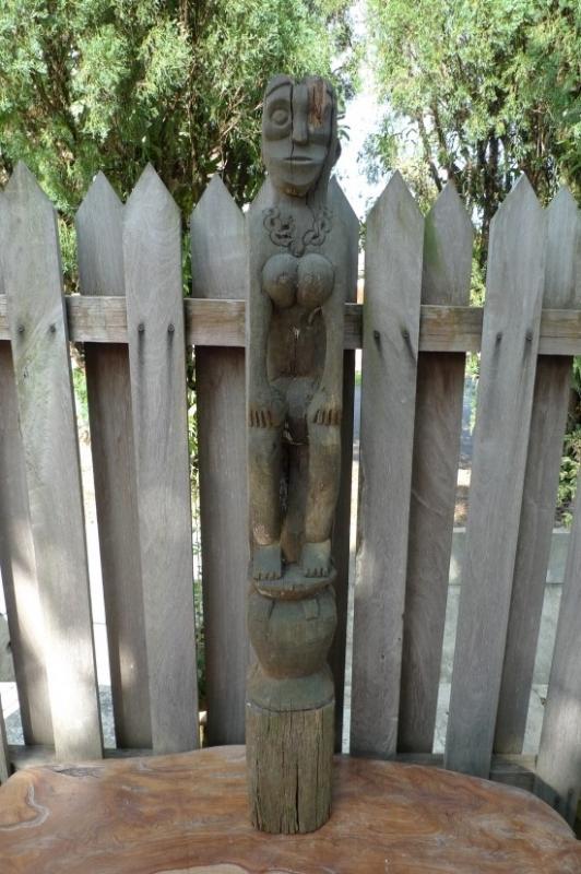 FEMALE FERTILITY GUARDIAN 1140mm POLE STATUE Aged Dayak Sculpture Figure Borneo