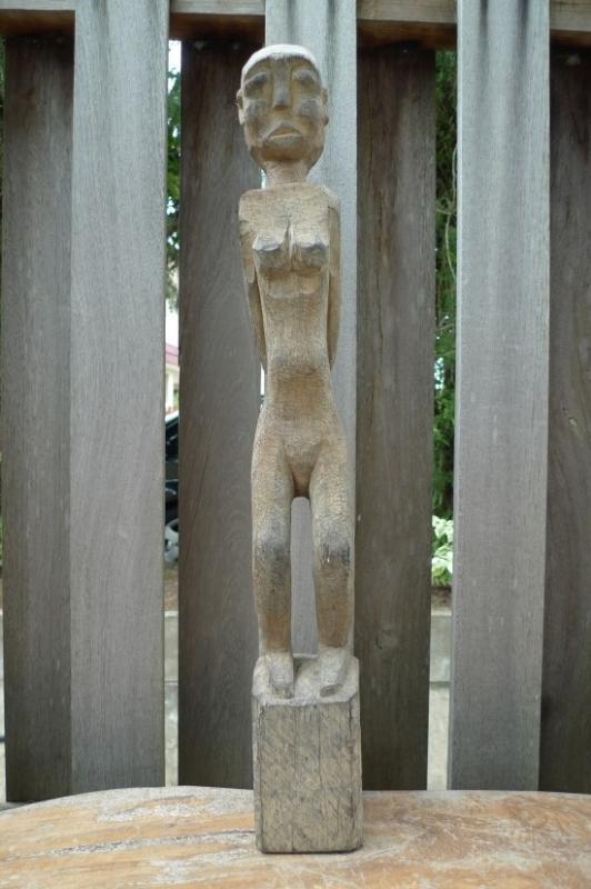 OLD 630mm DAYAK KAYAN STATUE Billion Wood Figure FEMALE Sculpture Native Borneo