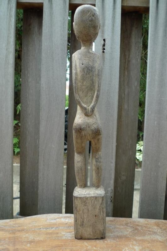 OLD 630mm DAYAK KAYAN STATUE Billion Wood Figure FEMALE Sculpture Native Borneo