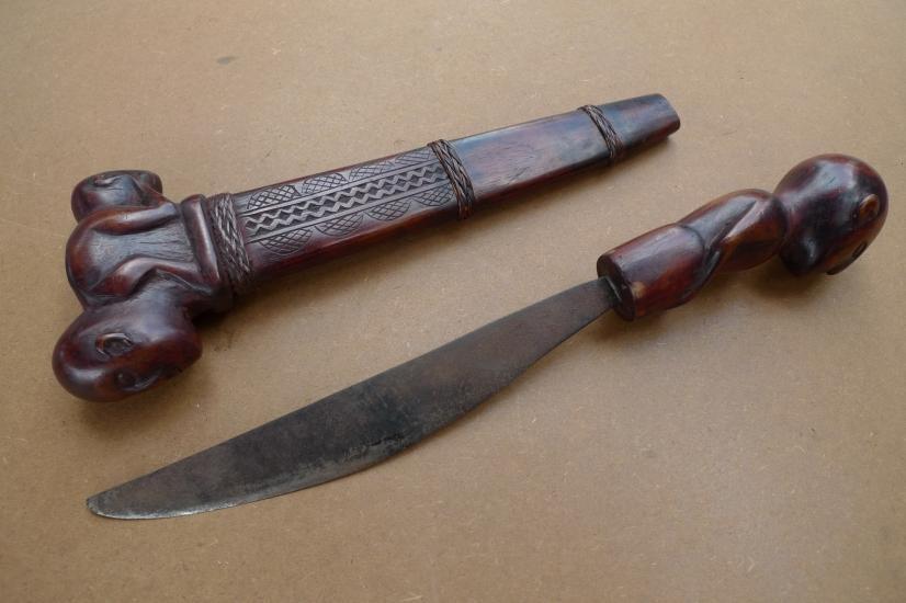 BATAK DAGGER 14.2/360mm KNIFE Wood Figure Statue Weapon Sword Tribal Artifact