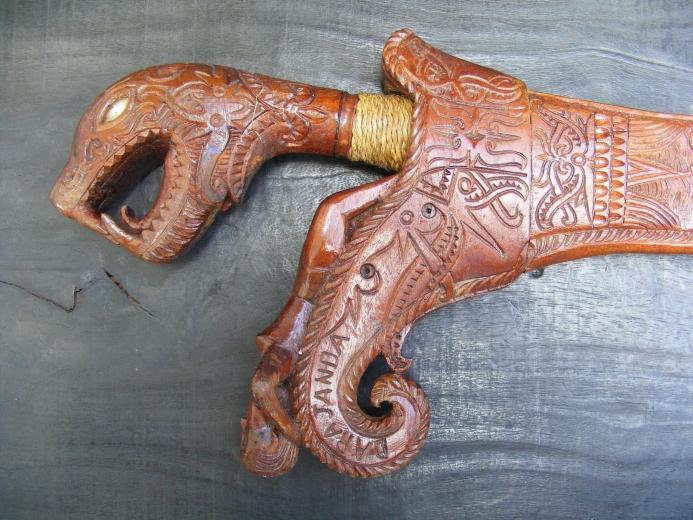 LEFT HANDED SWORD PARANG Head Hunting Butcher Knife Dagger Weapon Sarawak Borneo