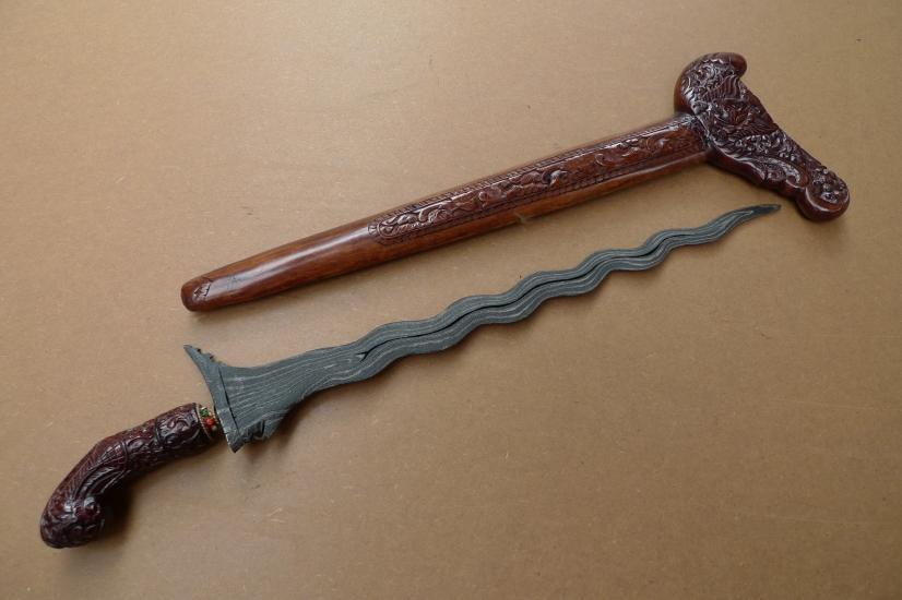 D.) KRIS Gabilan Madura 13 Luk BLACK MAGIC (Pamor ADEQ) Knife Weapon Sword Keris