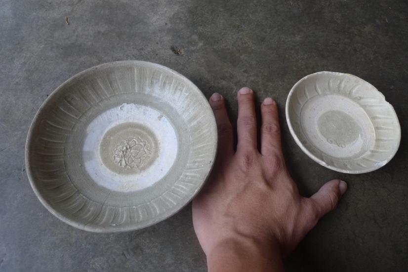 TWO GLAZED SUNG / SONG (960-1279) DISH / PLATE / BOWL Chinese Porcelain Clay #6