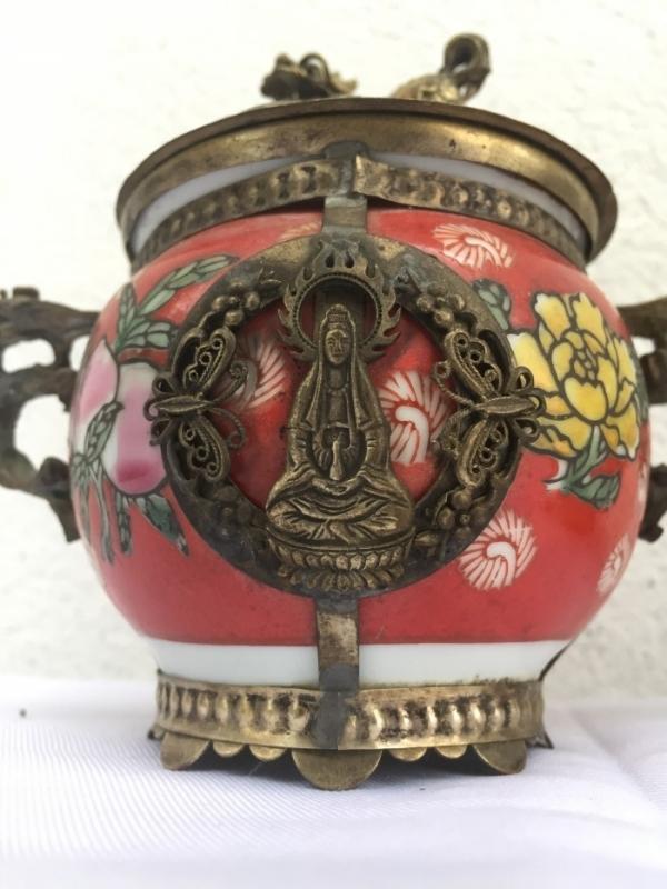 ONE PAIR BUDDHIST Feng Shui Box Ceramic Brass Dragon Foo Dog