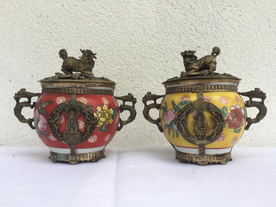 ONE PAIR BUDDHIST Feng Shui Box Ceramic Brass Dragon Foo Dog