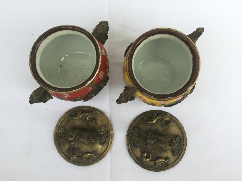 ONE PAIR BUDDHIST Feng Shui Box Ceramic Brass Dragon Foo Dog