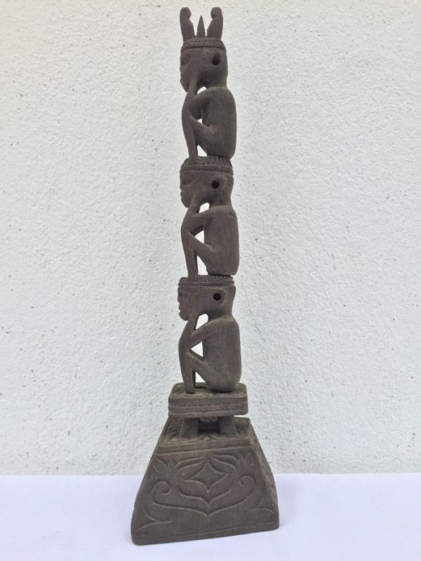 THREE MAN RITUAL POLE Dayak Bahau Guardian Figure Icon Sculpture Artifact Borneo