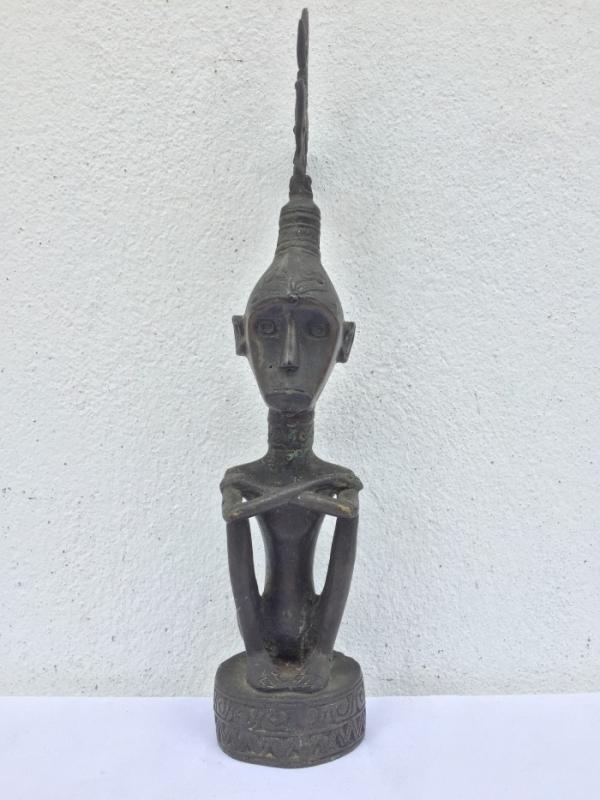 RAJA TANIMBAR 360mm Brass Statue Old Aged Royal Figure Sculpture