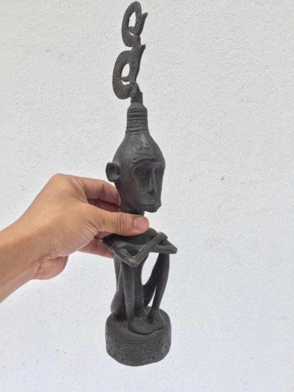 RAJA TANIMBAR 360mm Brass Statue Old Aged Royal Figure Sculpture