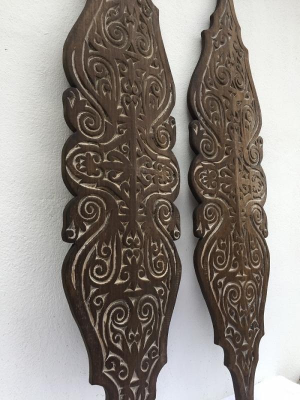 ONE PAIR Carved Wooden Shield Tribal Native Head hunter Tribe Borneo Dayak ARMOR