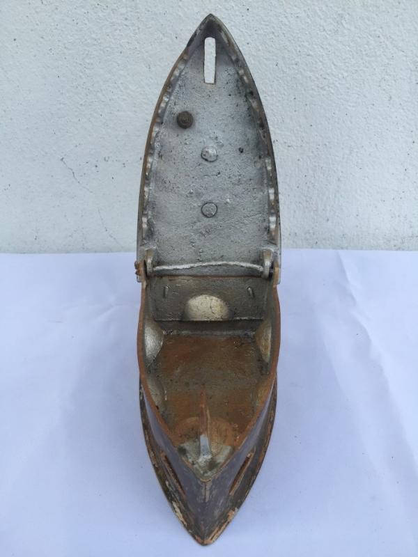 SELLING CHEAP VINTAGE 170mm Iron Shirt T-shirt Ironing Brass Bronze Old School Tool
