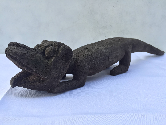 ANIMAL GUARDIAN STATUE Ritual Figure Animal Myth Pagan Object Sculpture Dayak