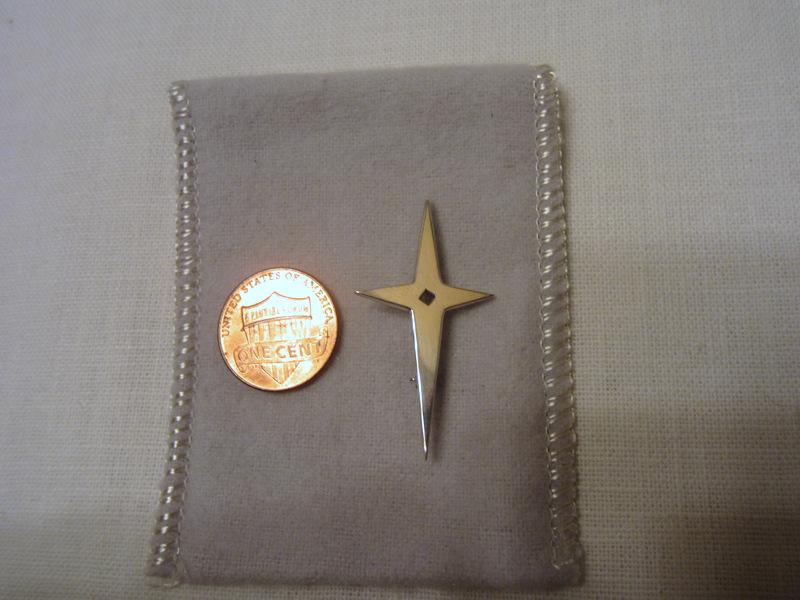 JAMES AVERY STERLING Silver SHINING STAR CROSS Pin BROOCH retired
