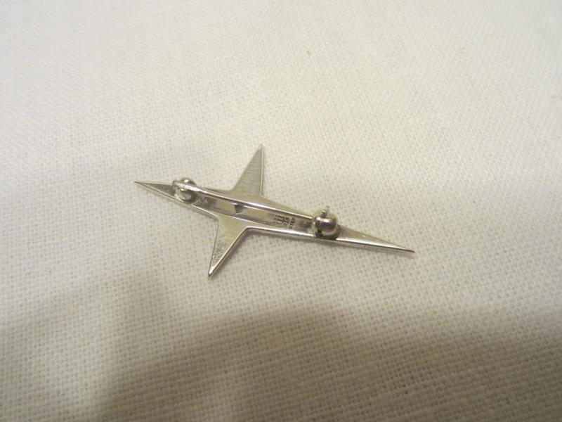 JAMES AVERY STERLING Silver SHINING STAR CROSS Pin BROOCH retired