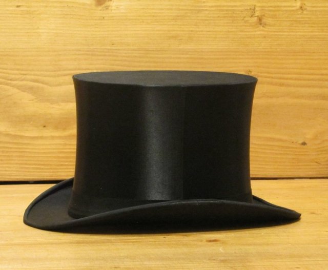 Silk Top Hat & Hat Box