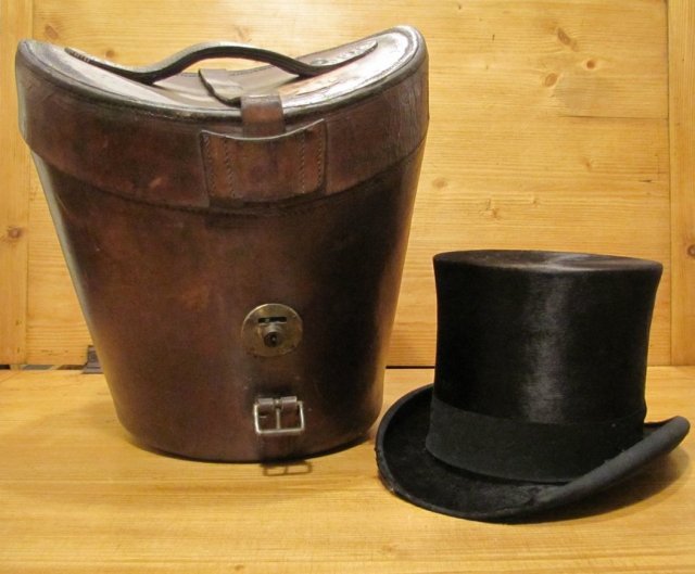 Beaver Top Hat & Leather Hat Box