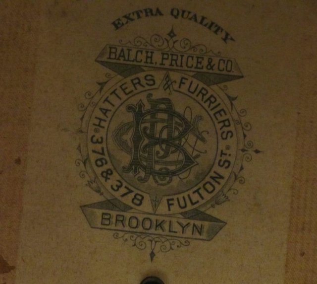 Beaver Top Hat & Leather Hat Box
