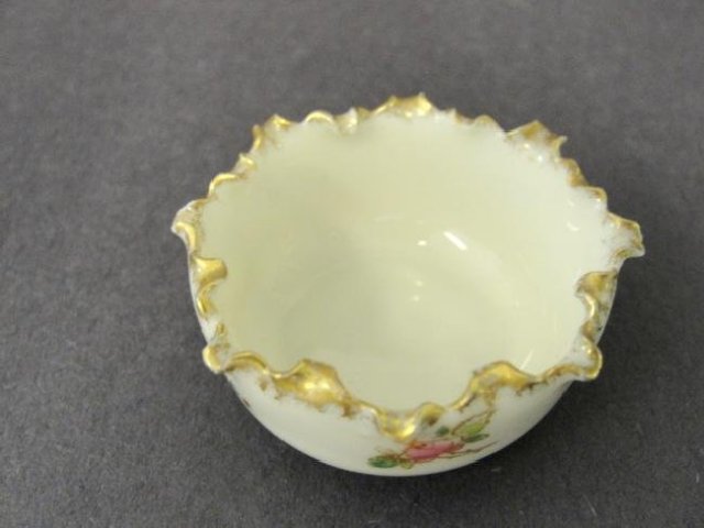 Willets Belleek Salt Dips