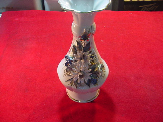 FENIX PORCELIUM HAND MADE RUSSIA AR21 FLOWER ORNATE VASE