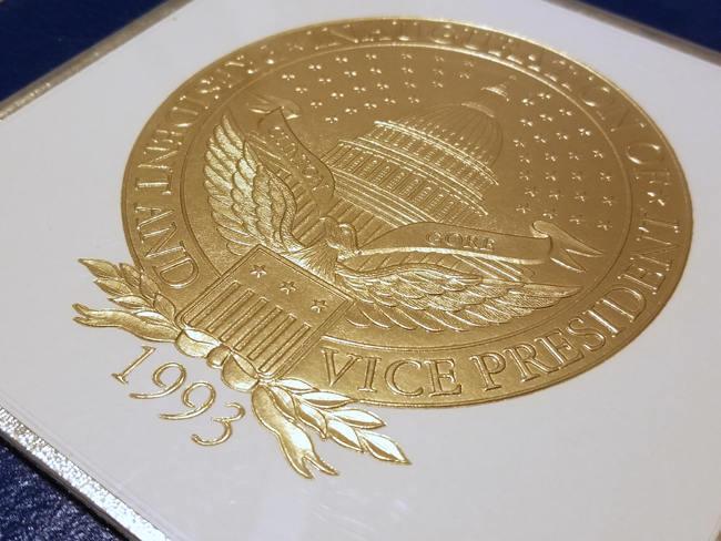 President William Jefferson Clinton vice president Albert Gore collectible keepsake inaugural blue leatherette bound notebook embossed seal