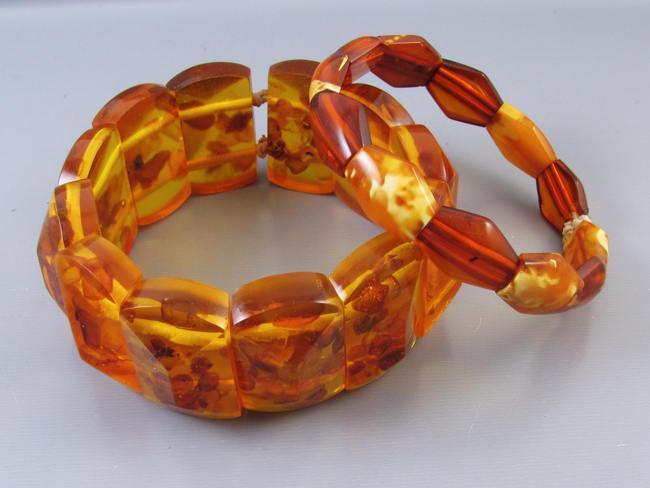 Pair of vintage Art Deco geometric faceted Baltic amber stretch expansion cuff bracelets