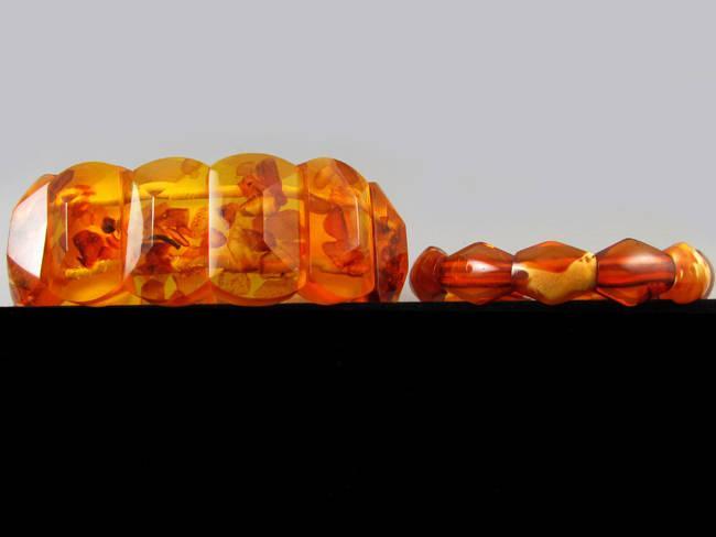 Pair of vintage Art Deco geometric faceted Baltic amber stretch expansion cuff bracelets