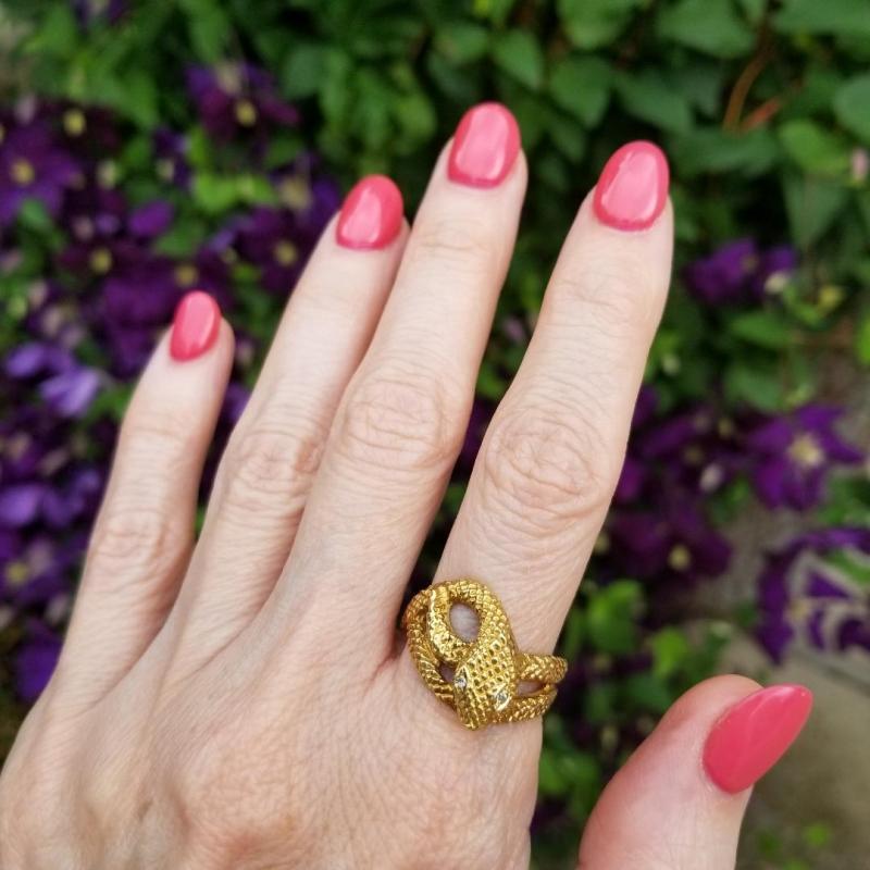 Vintage 18k gold diamond textured snake ring, 1972, unisex, size 9-1/2, English London Assay Office maker marked, 8.2 grams
