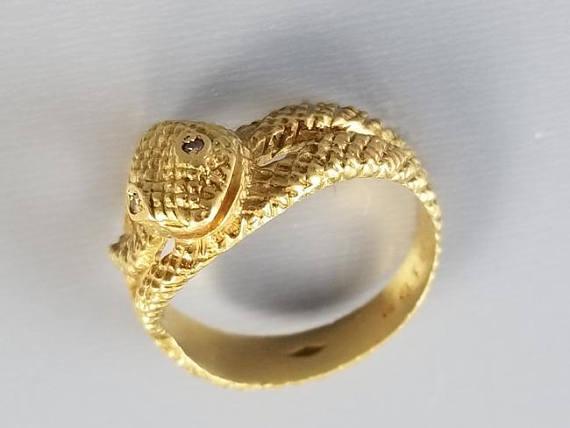 Vintage 18k gold diamond textured snake ring, 1972, unisex, size 9-1/2, English London Assay Office maker marked, 8.2 grams