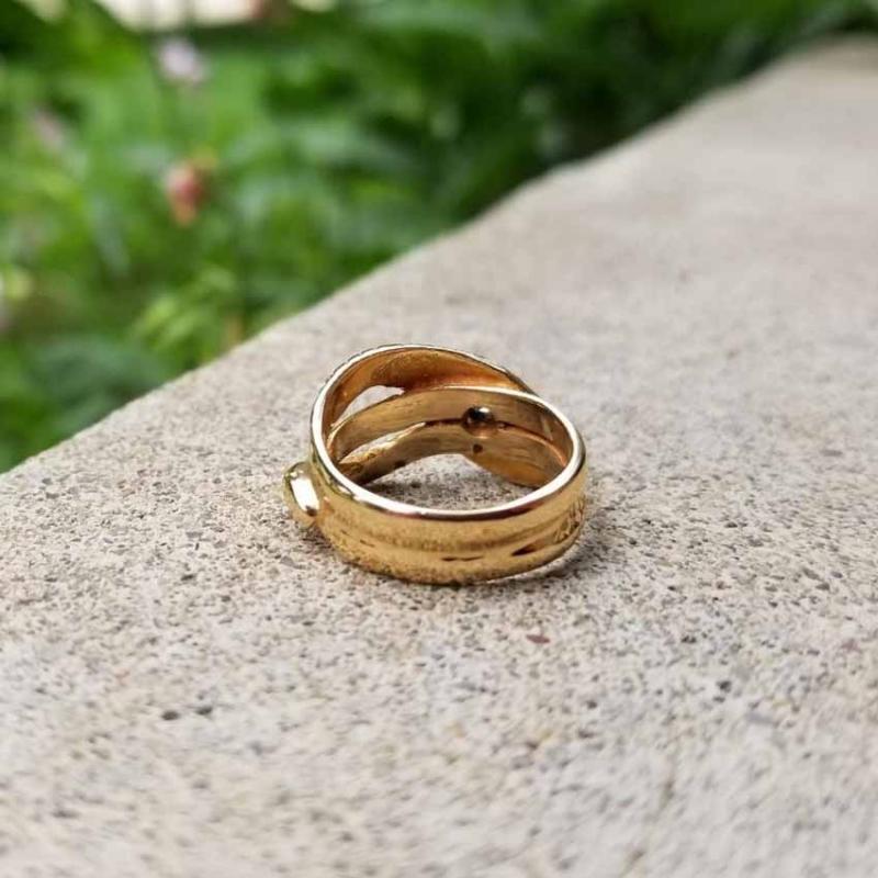 Vintage mid century 14k gold textured snake ring, diamond head, garnet eyes, size 5-1/4