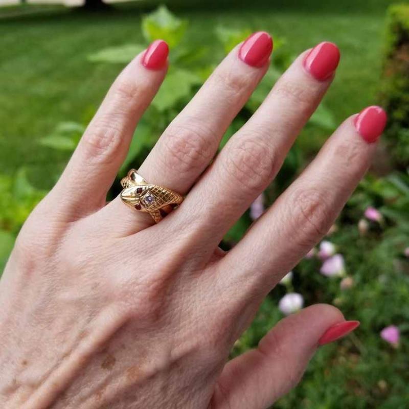 Vintage mid century 14k gold textured snake ring, diamond head, garnet eyes, size 5-1/4