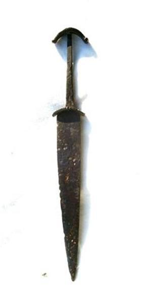 A south german or swiss medieval dagger circa 1400