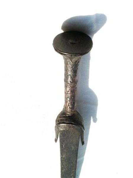 A rare medieval push dagger probably german circa 1400